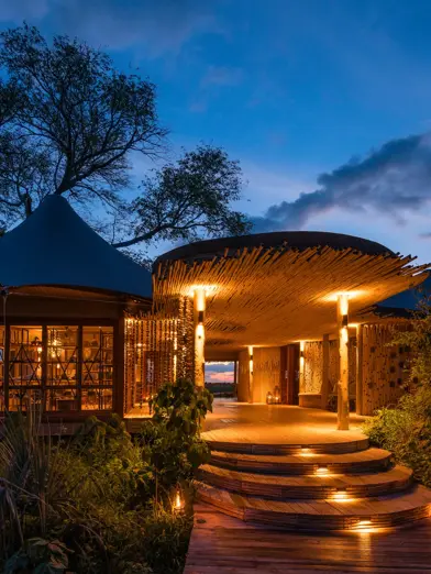 5 star luxury welcomes you to Wilderness Mombo Okavango Delta
