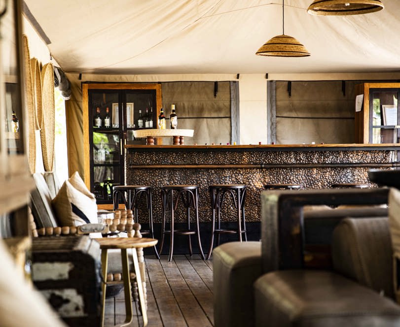 Wilderness Little Makalolo Zimbabwe Accommodation Bar Main Area